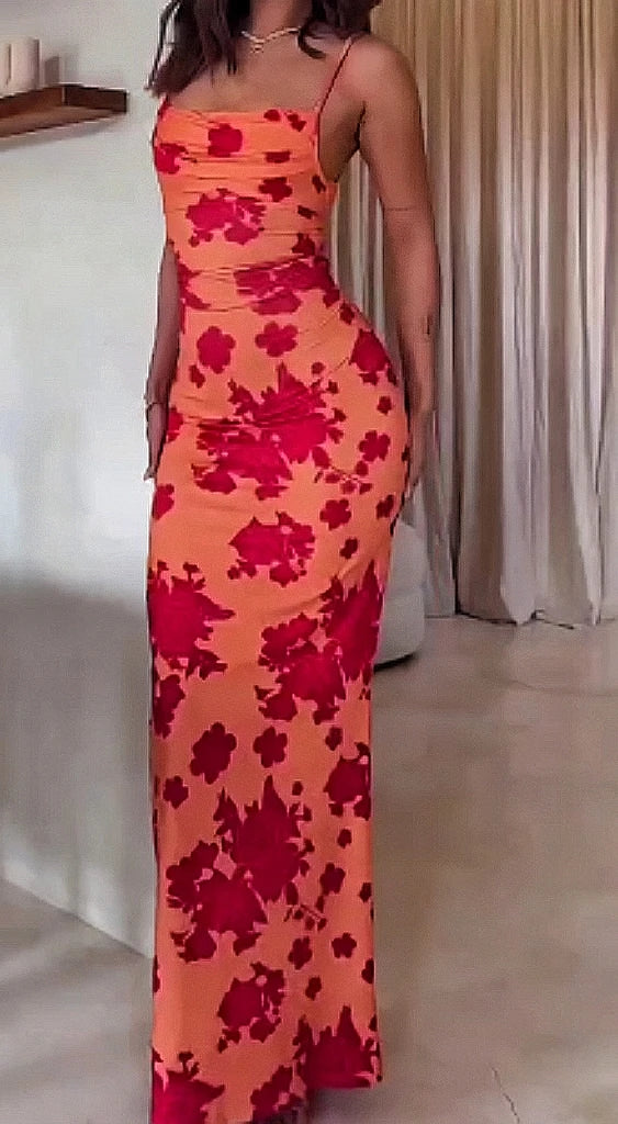 Wholesale of sexy backless lace-up and printed halter dresses for women in summer 2025